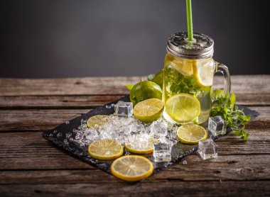 Canlandırıcı yaz limonata 