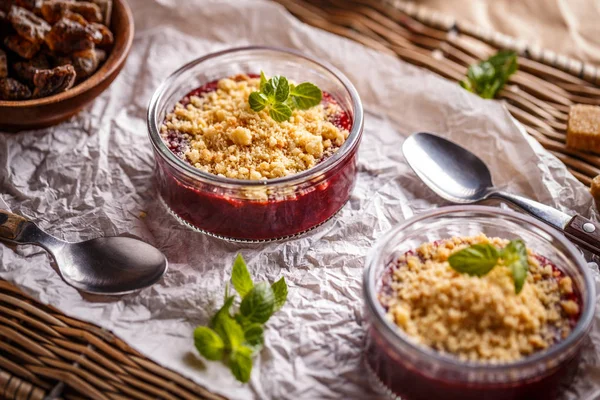 Morzsolódik a desszert torta — Stock Fotó