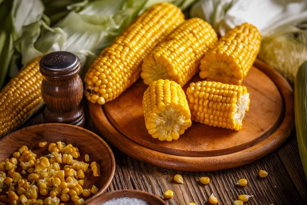 Sweet boiled corn — Stock Photo, Image