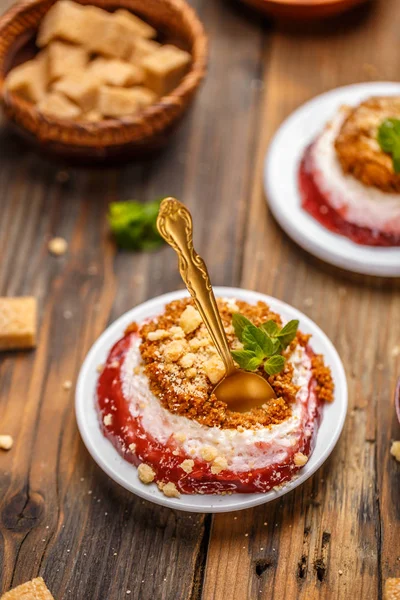 Heerlijke cheesecake-dessert — Stockfoto