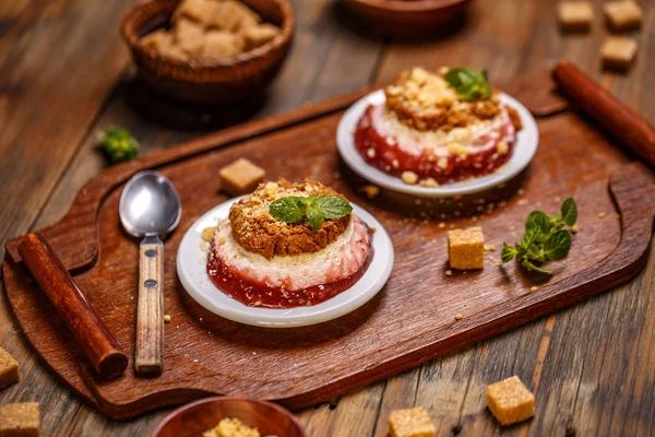 Delicioso postre de pastel de queso —  Fotos de Stock