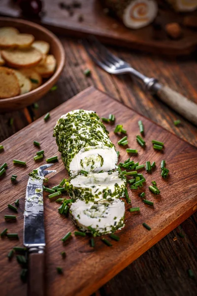 Сир зеленою цибулею — стокове фото