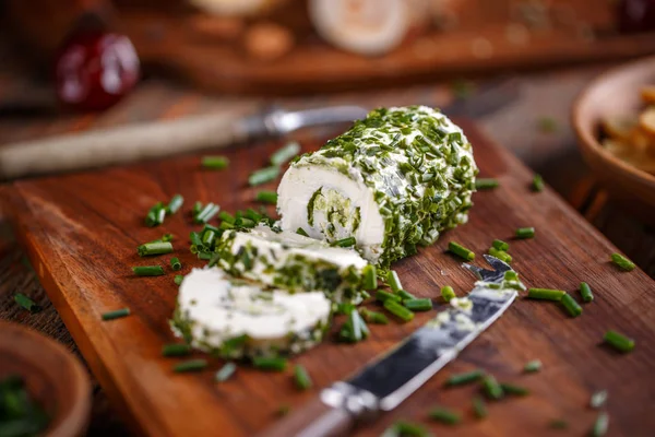Frenk soğanı haddelenmiş-yumuşak peynirler — Stok fotoğraf