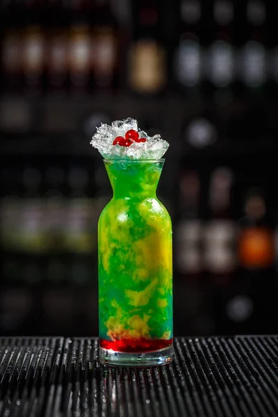 Fancy veelkleurige cocktail — Stockfoto