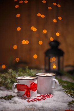 Şekerlemeli sıcak çikolata.