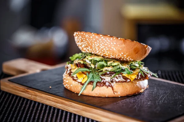 Close-up van rundvlees Hamburger — Stockfoto