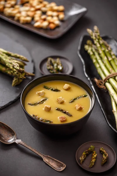 Spargelcremesuppe — Stockfoto
