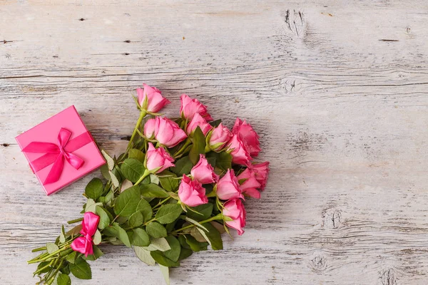 Strauß rosa Rosen — Stockfoto