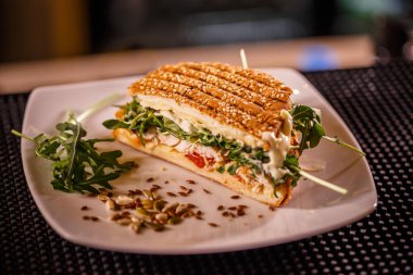 Tavuk lezzetli sandviç