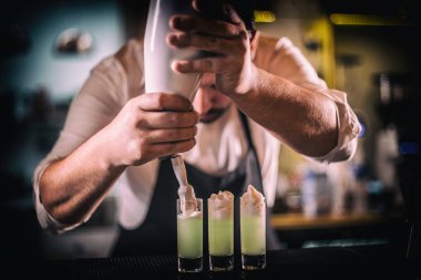 Barmen çekim dekorasyon