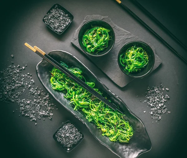 Salada de algas japonesas — Fotografia de Stock