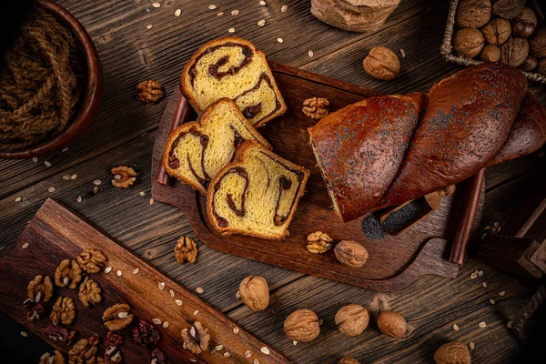 Ореховый хлеб — стоковое фото