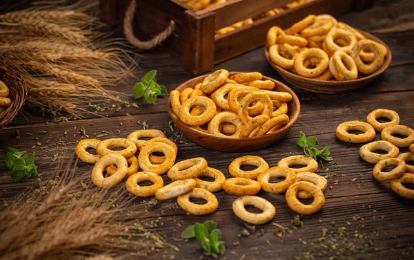 Still life of pretzel rings — Stockfoto