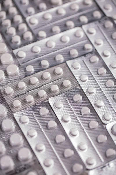Boîte de pilules avec comprimés — Photo