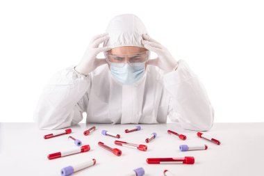 Yorgun araştırmacı bilim adamları