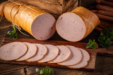 İşlenmiş soğuk et