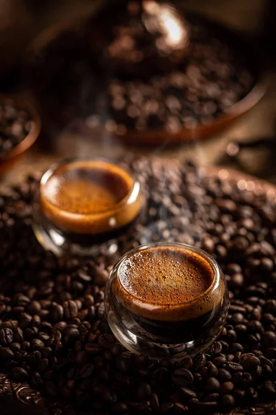 Varmt kaffe i ett glas — Stockfoto