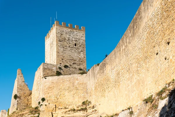 Castello di Lombardia in Enna, Sicily — Stockfoto