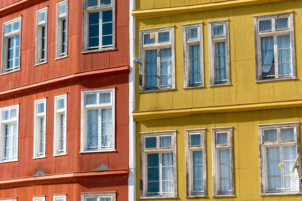 Detail of some typical houses in Valparaiso — Stock Photo, Image