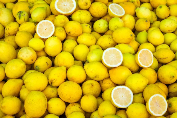 Čerstvé Citrony Prodej Tržišti Valparaiso Chile — Stock fotografie