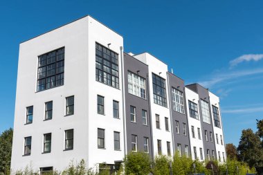 Berlin, Almanya 'da modern seri evler görüldü