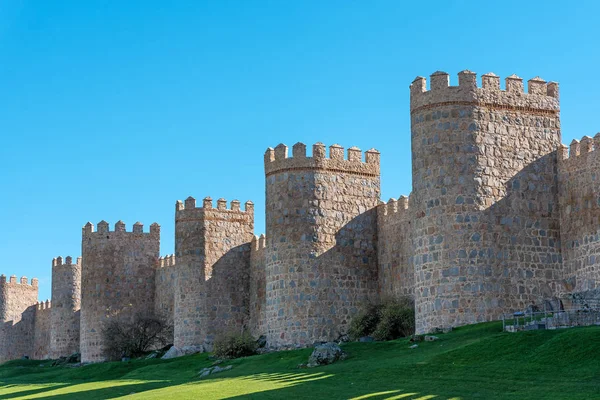 Stadsmuur Van Avila Spanje Een Zonnige Dag — Stockfoto