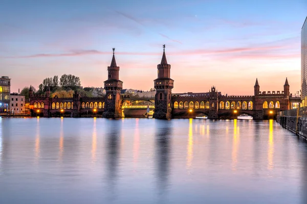 Beautiful Oberbaubruecke River Spree Berlin Sunset — Stock Photo, Image