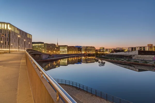 Lever Soleil Sur Rivière Spree Berlin Avec Tour Télévision Arrière — Photo