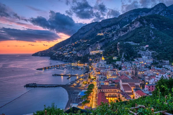 Abenddämmerung Amalfi Der Gleichnamigen Küste Italien — Stockfoto