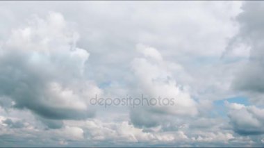 fırtınalı bulutlar döngüsü.  