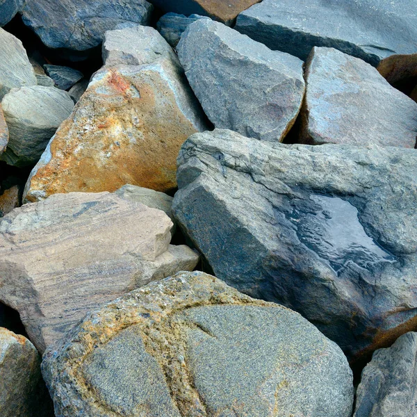 Fondo de grandes piedras de granito —  Fotos de Stock