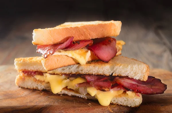 Sándwiches calientes Imágenes de stock libres de derechos