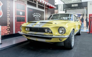 Moscow, Rusya Federasyonu-05 Mayıs 2017 40-70 yıl 20. yüzyıl önce nadir Otomobil Fuarı