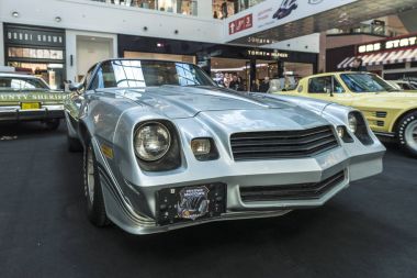 Moscow, Rusya Federasyonu-05 Mayıs 2017 40-70 yıl 20. yüzyıl önce nadir Otomobil Fuarı