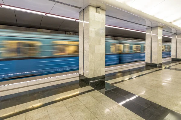 Nya Moskva tunnelbanestation nära fotbollsstadion Spartak — Stockfoto