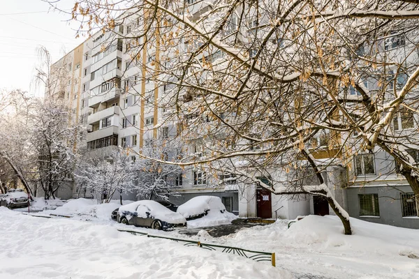 Bir Modern Yeni Konut Moskova Bina Cephe — Stok fotoğraf