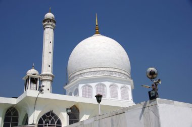 Cami Keşmir, Hindistan