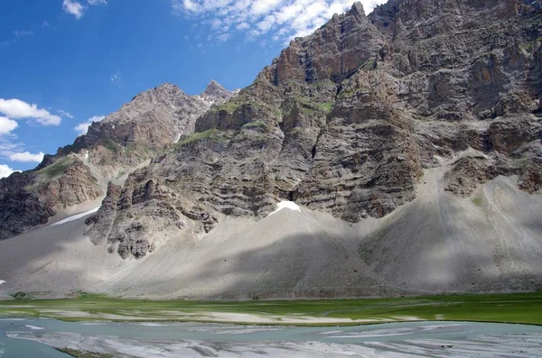 Sonamarg 그리고 Ladakh, 인도에서 Kagil 사이의 풍경 — 스톡 사진