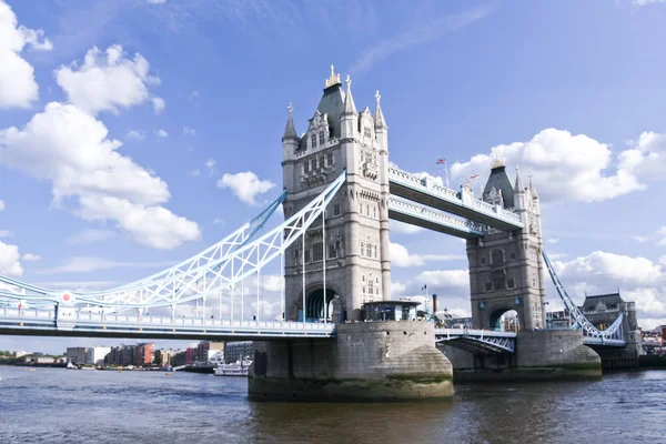 Tower bridge Londen uk — Stockfoto