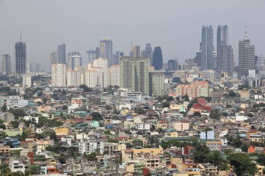 Kalabalık Manila Cityscape kirli bir günde 