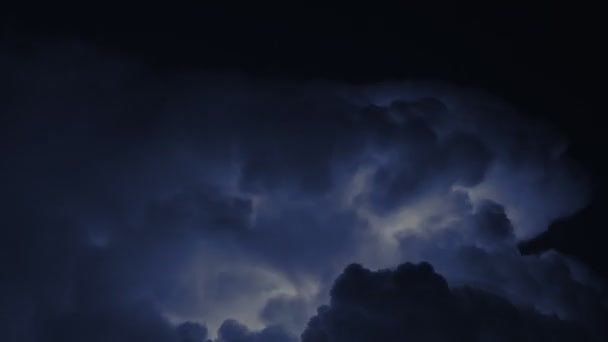 Grave Lapso Tempo Tempestade Grandes Nuvens Com Raios Fortes Conceito — Vídeo de Stock