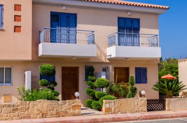 Kıbrıs'ta güzel modern villa 