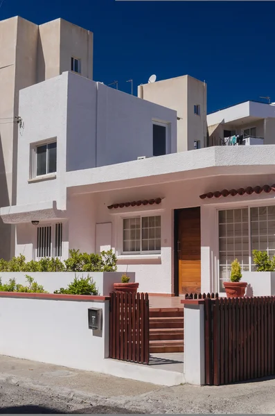 Kıbrıs'ta güzel modern villa 