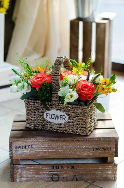 Belo buquê com rosas — Fotografia de Stock