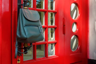 Asılı gri kentsel moda deri sırt çantası