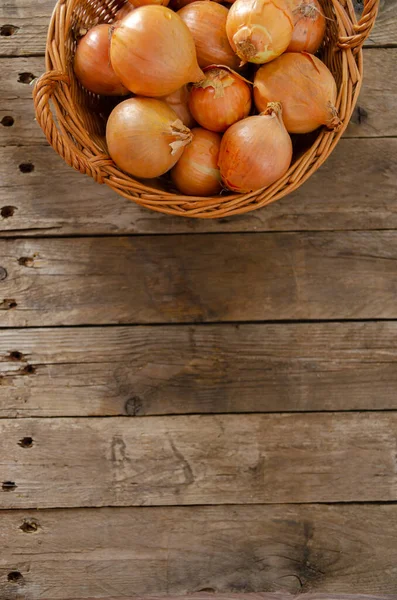 Wicker Basket Onions Old Wooden Table Rural Still Life — Stock Photo, Image