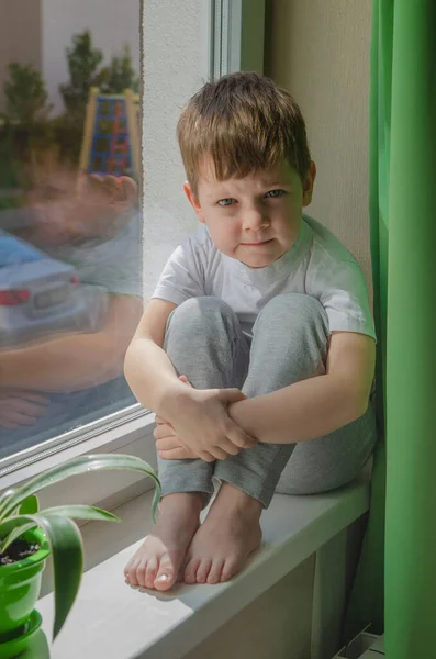 Sad Boy Wants Walk Street Child Windowsill Looks Out Window — Stock Photo, Image