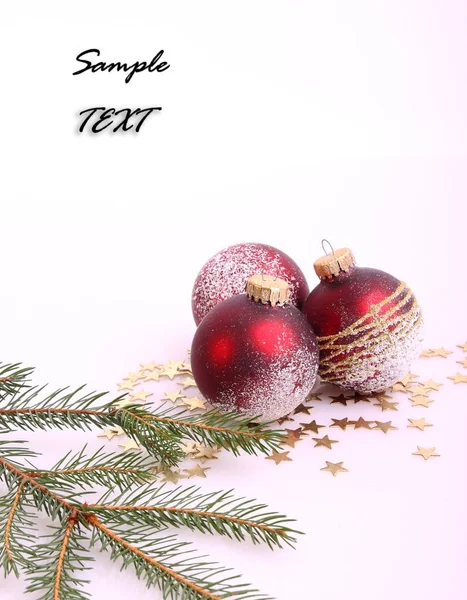 Χριστούγεννα μπάλες και χριστουγεννιάτικο δέντρο Royalty Free Εικόνες Αρχείου