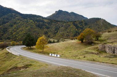 Gürcistan doğa göl  