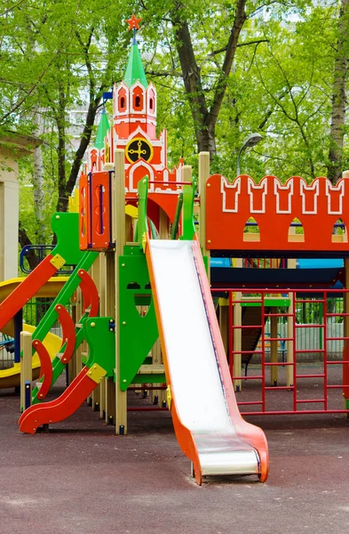 Детская игровая площадка — стоковое фото